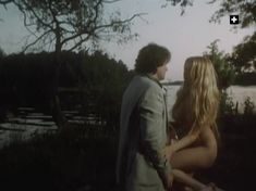 Абсолютно голая Ева Веймелкова в фильме «Пенелопы» фото #8