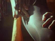 Екатерина Двигубская засветила грудь в фильме «Ретро втроем» фото #5