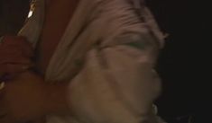 Елена Полякова засветила грудь в фильме «После жизни» фото #3