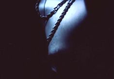 Голая грудь Елены Прокловой в фильме «Идеальное преступление» фото #3