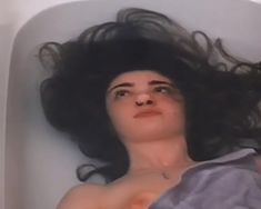 Голая грудь Елены Сероповой в фильме «Без улик» фото #5