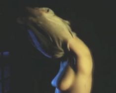 Голая грудь Зане Янчевски в фильме «Айя» фото #9