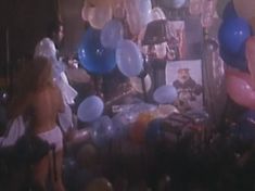 Злата Смирнова-Солодовникова показала голые сиськи в фильме «Зефир в шоколаде» фото #11