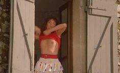 Полностью голая Изабель Аджани в фильме «Убийственное лето» фото #19