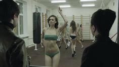 Ирина Вилкова снялась голой в фильме «Её звали Муму» фото #36