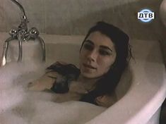 Голая грудь Ирины Мельник в фильме «Тупик» фото #9