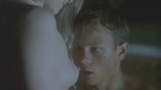 Ирина Патракова снялась голой в фильме «Мифы моего детства» фото #10