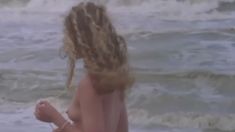 Ирина Патракова снялась голой в фильме «Мифы моего детства» фото #17