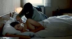 Полностью голая Ирина Потапенко в фильме «Реванш» фото #3