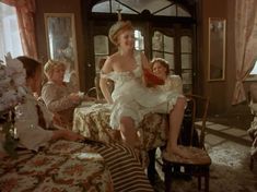 Голая грудь Ирины Цывиной в фильме «Яма» фото #1