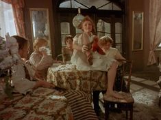 Голая грудь Ирины Цывиной в фильме «Яма» фото #2