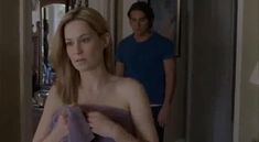 Голая грудь Камилль Салливан в фильме «Нормальные» фото #2