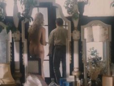 Милая Карина Золотова снялась голой в фильме «Казино» фото #3