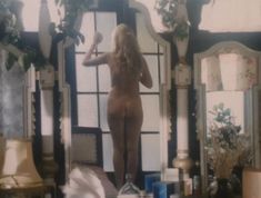 Милая Карина Золотова снялась голой в фильме «Казино» фото #9