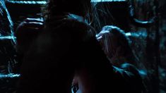 Голая грудь Ким Бейсингер в фильме «9 1/2 недель» фото #4