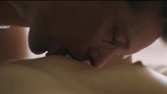 Кира Найтли оголила грудь и попу в фильме «Последствия» фото #10