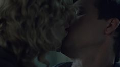 Голая грудь Киры Седжвик в фильме «Дровосек» фото #1