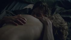 Голая грудь Киры Седжвик в фильме «Дровосек» фото #2