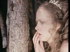 Полностью голая Конни Бут в фильме «Роман с контрабасом» фото #11