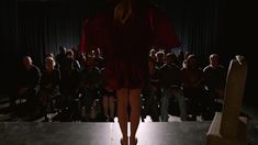 Голая задница Кристен Уиг в сериале «Никто» фото #3