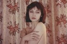 Голая грудь Ксении Качалиной в фильме «Дикая любовь» фото #5