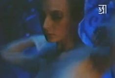 Ксения Качалина снялась голой в фильме «Тьма» фото #15