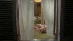 Полностью голая Кэрролл Бейкер в фильме «Приватные уроки» фото #15