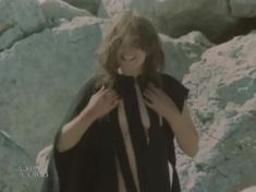 Лариса Кадочникова засветила голую грудь в фильме «Наперекор всему» фото #2