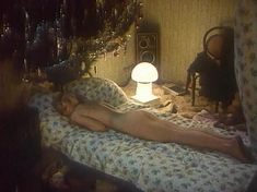 Голая грудь Ларисы Шахворостовой в фильме «Ребенок к ноябрю» фото #8