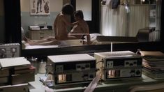 Лиззи Каплан снялась голой в сериале «Мастера секса» фото #13