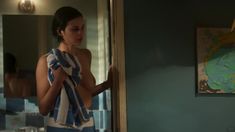 Голые сиськи Лины Эско в сериале «Королевство» фото #3