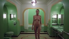 Полностью голая Лия Белдам в фильме «Сияние» фото #4