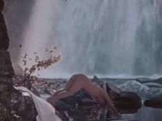 Любовь Орлова снялась голой в фильме «Русский сувенир» фото #4