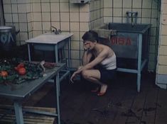 Полностью голая Людмила Бодрова в фильме «Ночь длинных ножей» фото #12