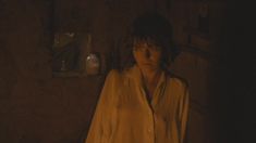 Марина Смирнова засветила грудь в фильме «Игла» фото #2