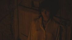 Марина Смирнова засветила грудь в фильме «Игла» фото #5