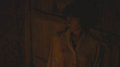 Марина Смирнова засветила грудь в фильме «Игла» фото #6