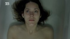 Марион Котийяр засветила голую грудь в фильме «Ты и я» фото #1