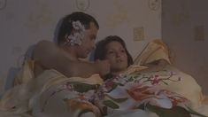 Мария Дорогова оголила грудь в фильме «Встречная полоса» фото #1