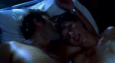 Голая грудь Марии Звонаревой в фильме «Трио» фото #7