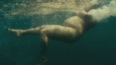 Полностью голая Мария Сокова в фильме «Русалка» фото #2