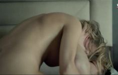 Голая грудь Марии Фоминой в сериале «Содержанки» фото #15