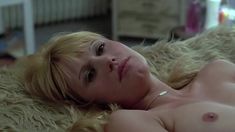 Полностью голая Миу-Миу в фильме «Вальсирующие» фото #31