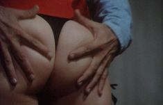 Полностью голая Моана Поцци в фильме «Провокация» фото #35