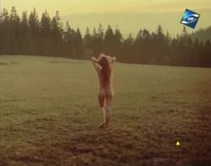 Надежда Владиславова снялась голой в сериале «Остров любви» фото #8