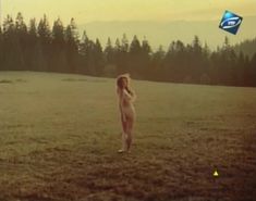 Надежда Владиславова снялась голой в сериале «Остров любви» фото #9