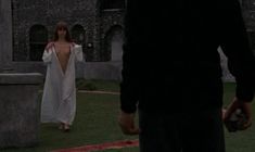 Абсолютно голая Настасья Кински в фильме «Дочь для Дьявола» фото #2