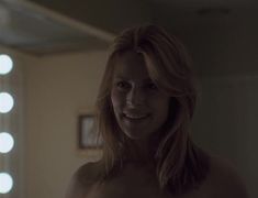 Настасья Кински засветила сиськ  в фильме «Коварный план Сюзан» фото #6