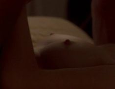 Настасья Кински оголила грудь в фильме «Холодное сердце» фото #11