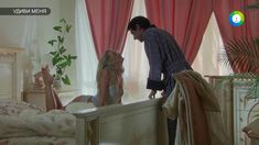 Голая грудь Натальи Иванской в фильме «Удиви меня» фото #2